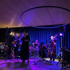 CHANTEUSE ISABELLE DUREL _ JAZZ