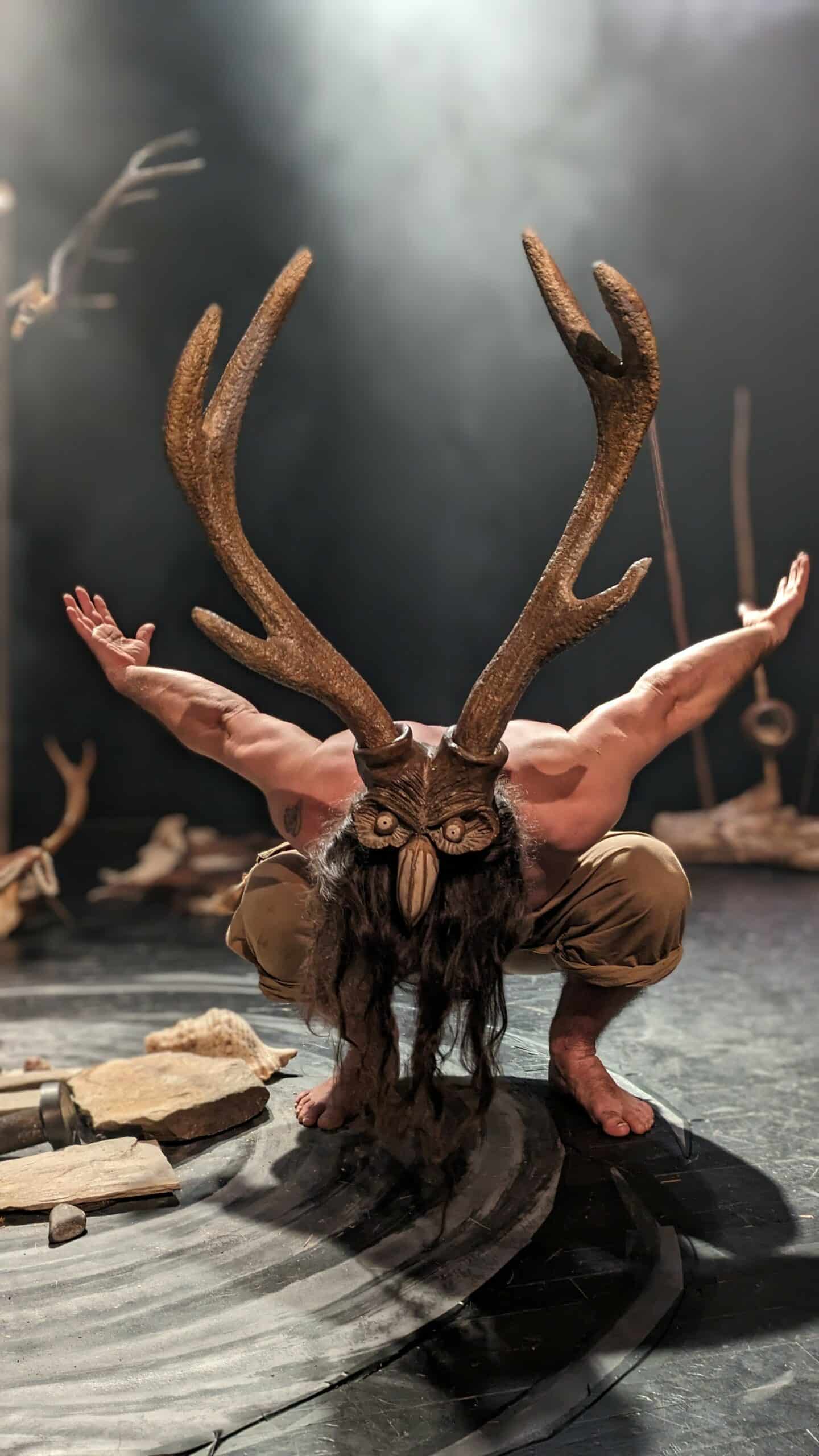 0f232323 le chaman creature scaled
