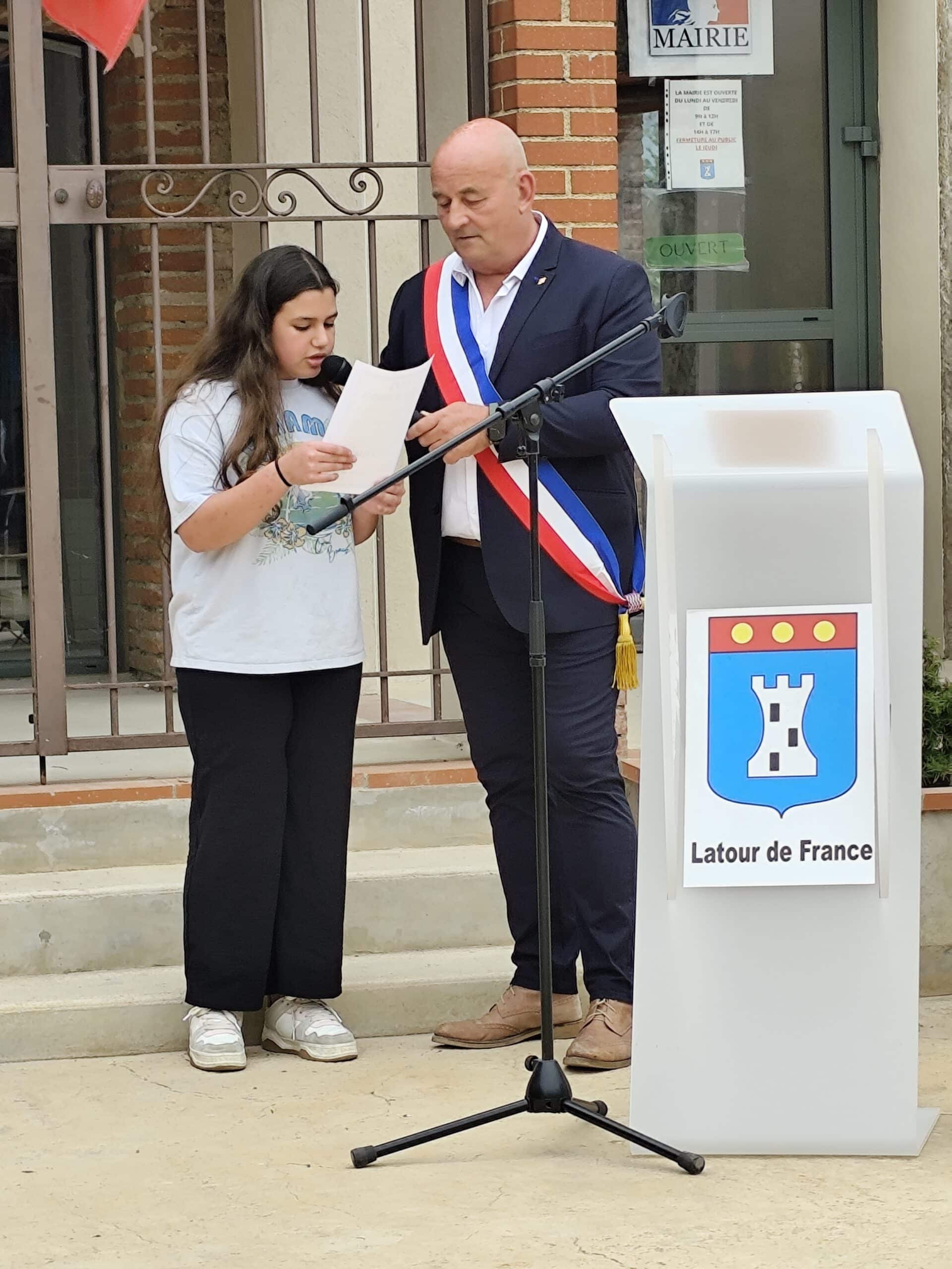 5c05b892 maire et eleve scaled