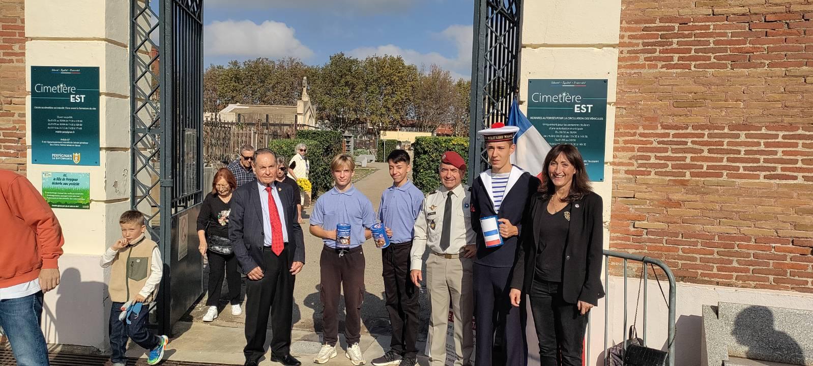 La quête à l&rsquo;entrée des cimetières