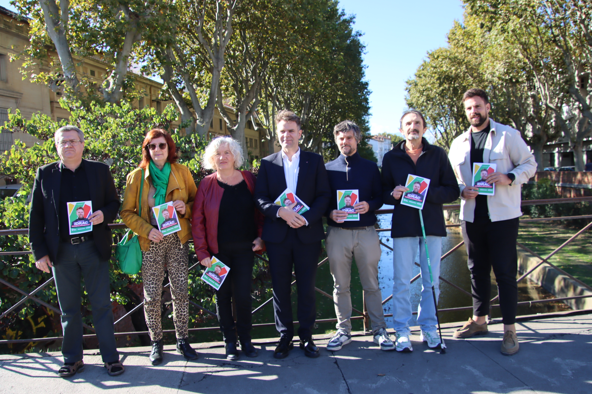 D5004845 conf presse 30 octobre dehors groupe