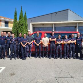 Le maire Steve Fortel a recu les renforts urbains de sapeu_rs pompiers à Elne