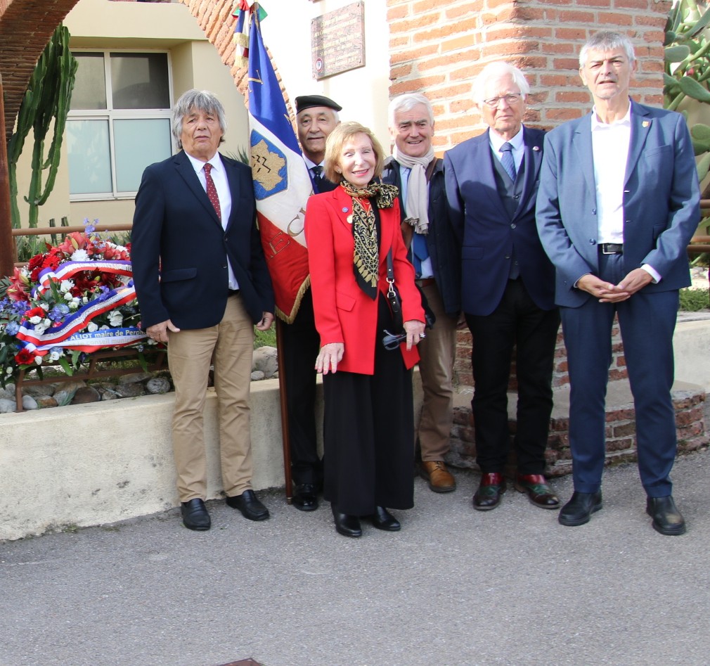 La délégation du comité du Souvenir Francais de Perpign_an